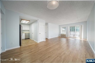 446 Passaic St Unit 3E, Hackensack, NJ 07601