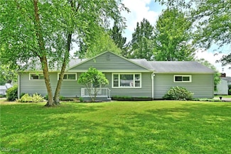 2803 Brunswick Rd, Youngstown, OH 44511