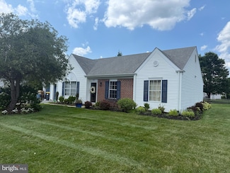 155 Coopers Dr, Newark, DE 19702