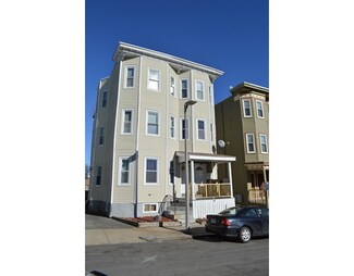 27 Greenock St Unit 2, Dorchester Center, MA 02124