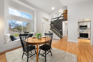 224 Rosita Ct, Vacaville, CA 95687