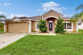 5327 English Dr, Lakeland, FL 33812