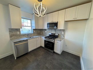 1021 Broadway, Fountain Hill, PA 18015