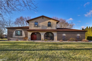 407 Manor Dr, Nazareth, PA 18064