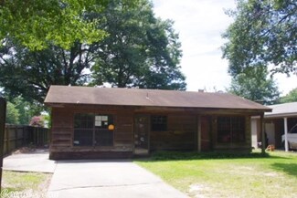 S Rose St, Stuttgart, AR 72160