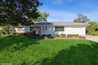 712 E Baldwin Rd, Palatine, IL 60074