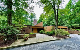 3154 Balsam Rd, Center Valley, PA 18034