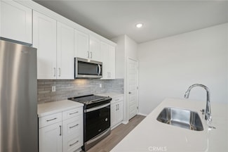 2060 Bergamot St, Redlands, CA 92374