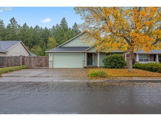 88141 Lindsay Ln, Veneta, OR 97487