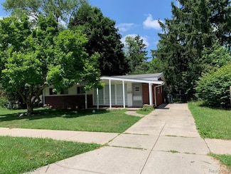 15250 Northfield Blvd, Oak Park, MI 48237