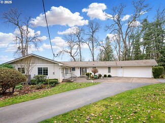 5645 Ferschweiler Rd NE, Woodburn, OR 97071