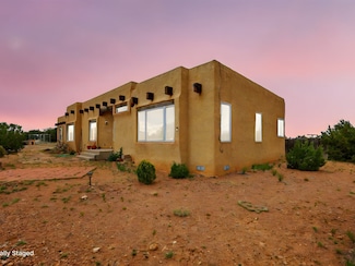 42 Sunrise Rd, Santa Fe, NM 87507