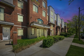619 8th St SE Unit 303, Minneapolis, MN 55414