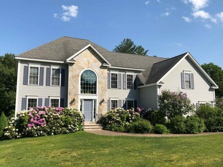 15 Northland Rd, Windham, NH 03087