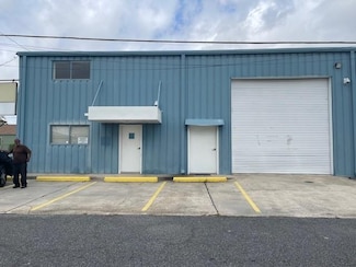 1209 Kepler St, Gretna, LA 70053