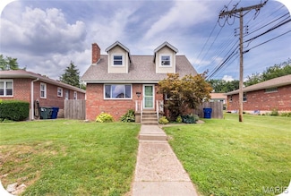 3915 French Ct, Saint Louis, MO 63116