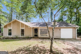 8202 Winewood Ct, Riverdale, GA 30274