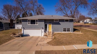 2408 E 16th St, Sioux Falls, SD 57103