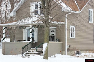 531 6th St, Nicollet, MN 56074