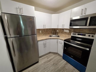 8321 NW 7th St Unit 1108, Miami, FL 33126