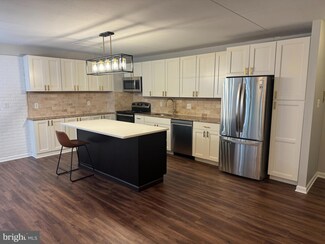 68 UNIT Welsh Tract Rd Unit D107, Newark, DE 19713