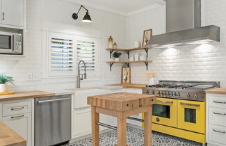 52 N Laelua Place, Paia, HI 96779