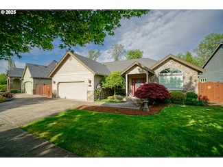 2459 Borders Dr, Eugene, OR 97404