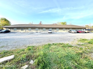 4140 Mississippi 8, Cleveland, MS 38732