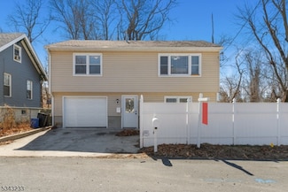 4 Webster Ave, Paterson, NJ 07501