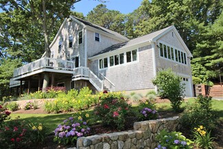 62 Merchant Ave, Yarmouth Port, MA 02675
