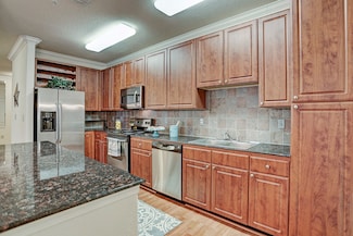 1711 Old Spanish Trail Unit 438, Houston, TX 77054