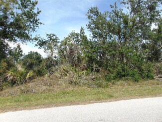 4216 Kirsten Ln, Gulf Cove, FL 33981