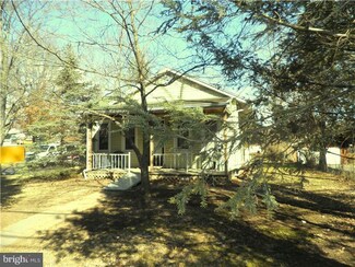 1011 Shelbourne Rd, Reading, PA 19606