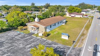 3470 NW 215th St, Miami Gardens, FL 33056