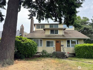 9011 36th Ave SW, Seattle, WA 98126