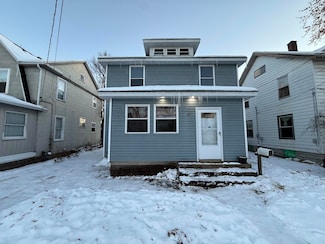 26 Banner St SW, Grand Rapids, MI 49507