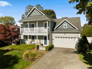 52 Kelsey Place, Madison, CT 06443