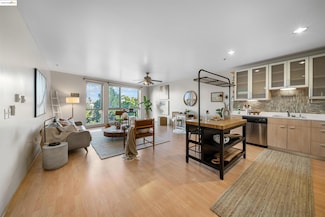 1201 Pine St Unit 363, Oakland, CA 94607