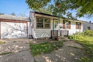 1969 Pioneer Dr, Beloit, WI 53511