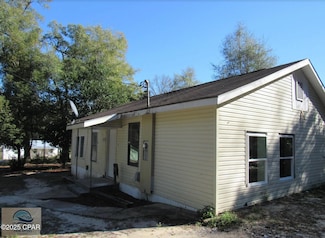 118 E Toledo Ave, Defuniak Springs, FL 32433