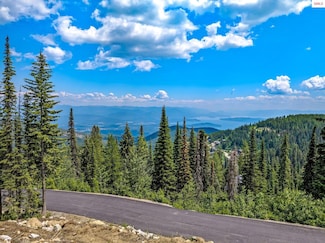 12 Wyvern Way, Sandpoint, ID 83864