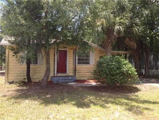 2739 Maine Ave, Lakeland, FL 33801