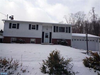 1701 Race St, Ashland, PA 17921