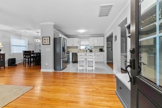 1361 Coosaw Dr, Charleston, SC 29407