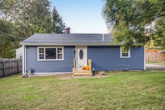 858 Bradley Rd, Springfield, MA 01109
