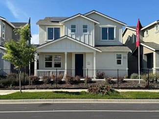 2041 Marston Dr, Woodland, CA 95776