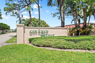 102 Amherst Ln, Lake Worth, FL 33467