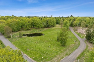 68 Sky Dr, Windham, ME 04062