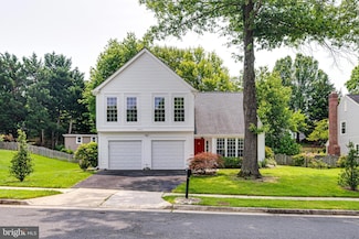 12333 Cliveden St, Herndon, VA 20170