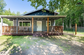 2400 Sunflower Loop, North Pole, AK 99705